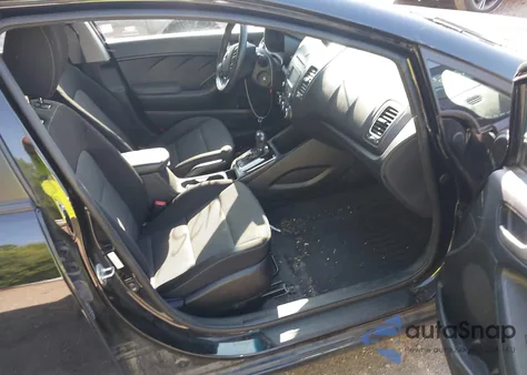 2018 Kia Forte Lx из США, поврежденный, VIN 3KPFK4A78JE273638